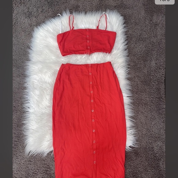 Hopewell Skirt And Top in Red OrangePrivacy Please Size M - Picture 2 of 3